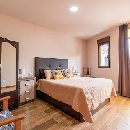 Apartamento 3 Bedroom In Arnoia